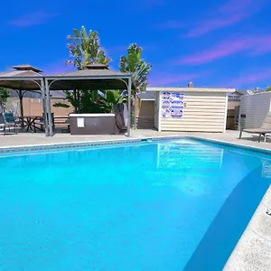 Orchard Disneyland 5 Bedroom Pool Villa